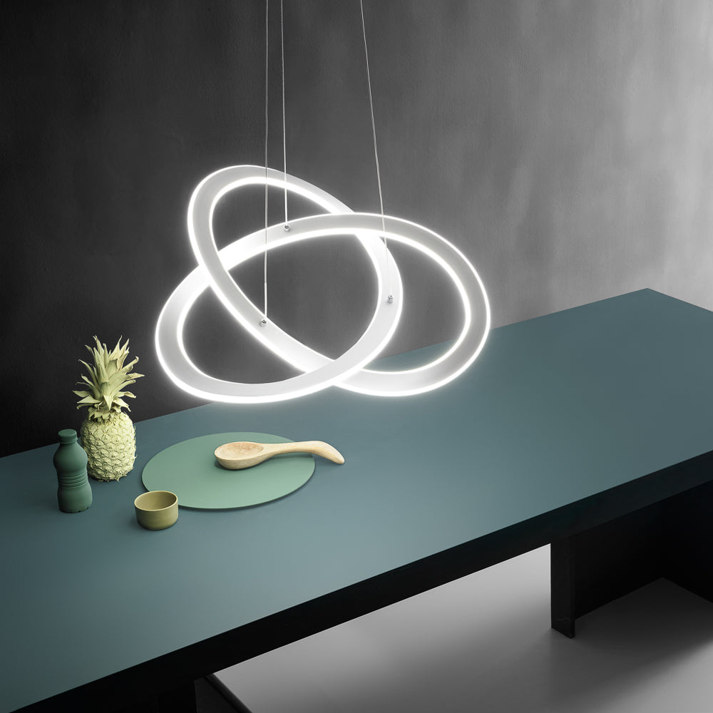 GEALUCE Sospensione montatura in alluminio satinato bianco. Diffusore in silicone bianco opale. LED YARA GEALUCE Sospensione montatura in alluminio satinato bianco. Diffusore in silicone bianco opale. LED YARA